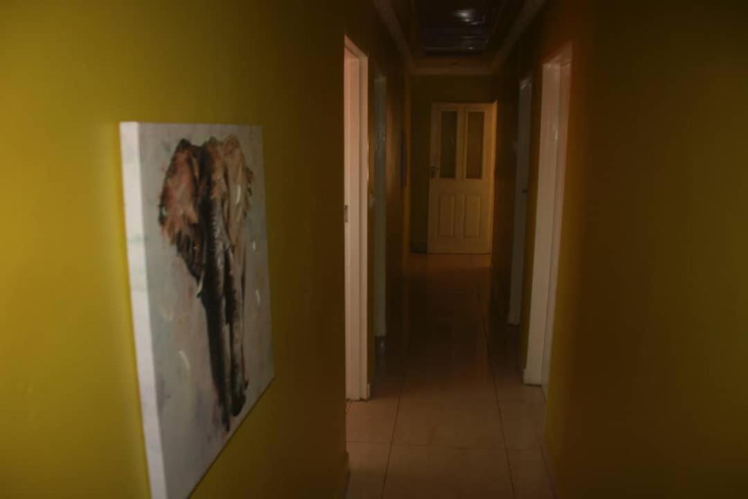 Mathlyn Guesthouse Gaborone Exteriör bild