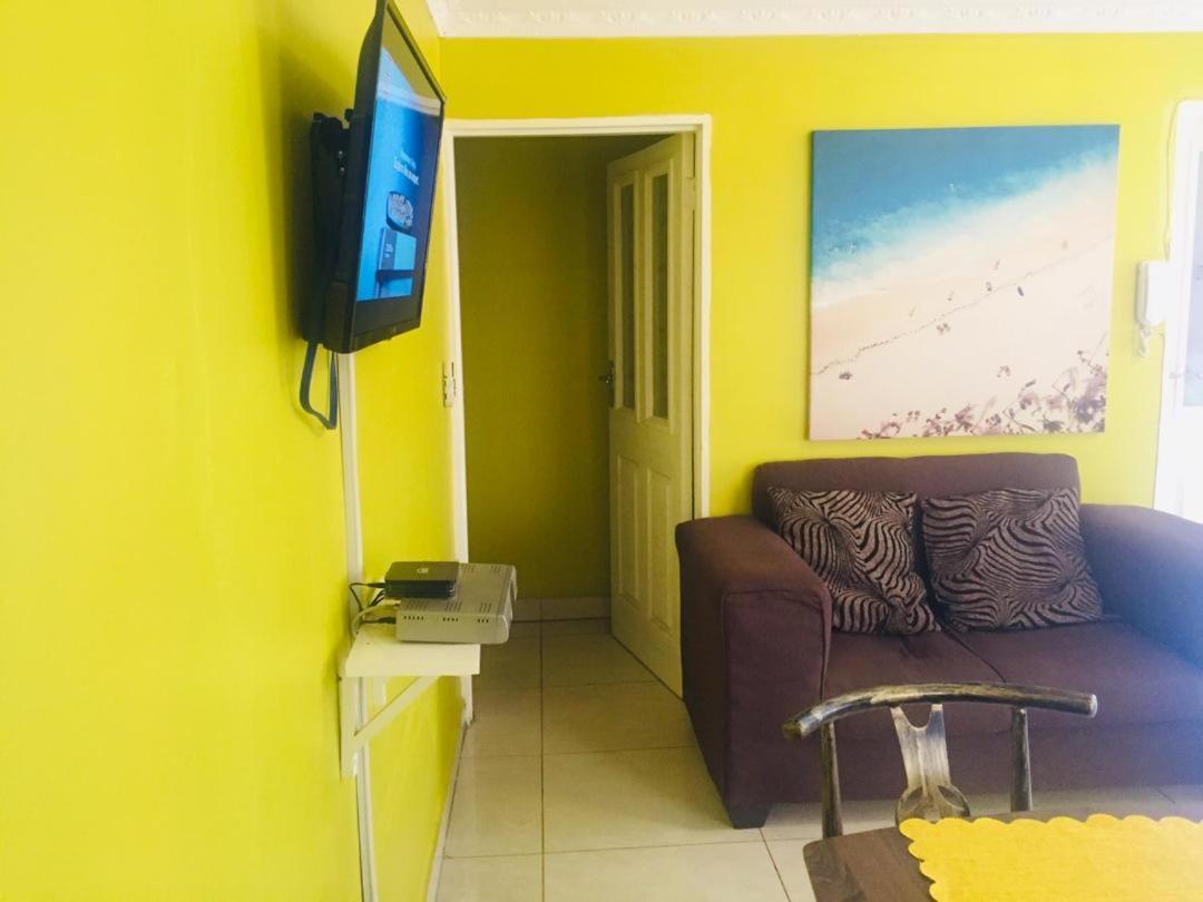 Mathlyn Guesthouse Gaborone Exteriör bild